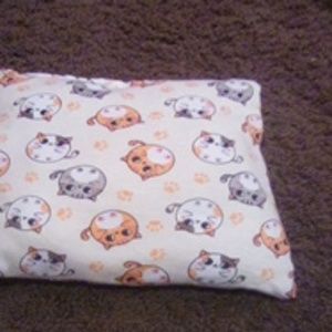 Mini cat pillow